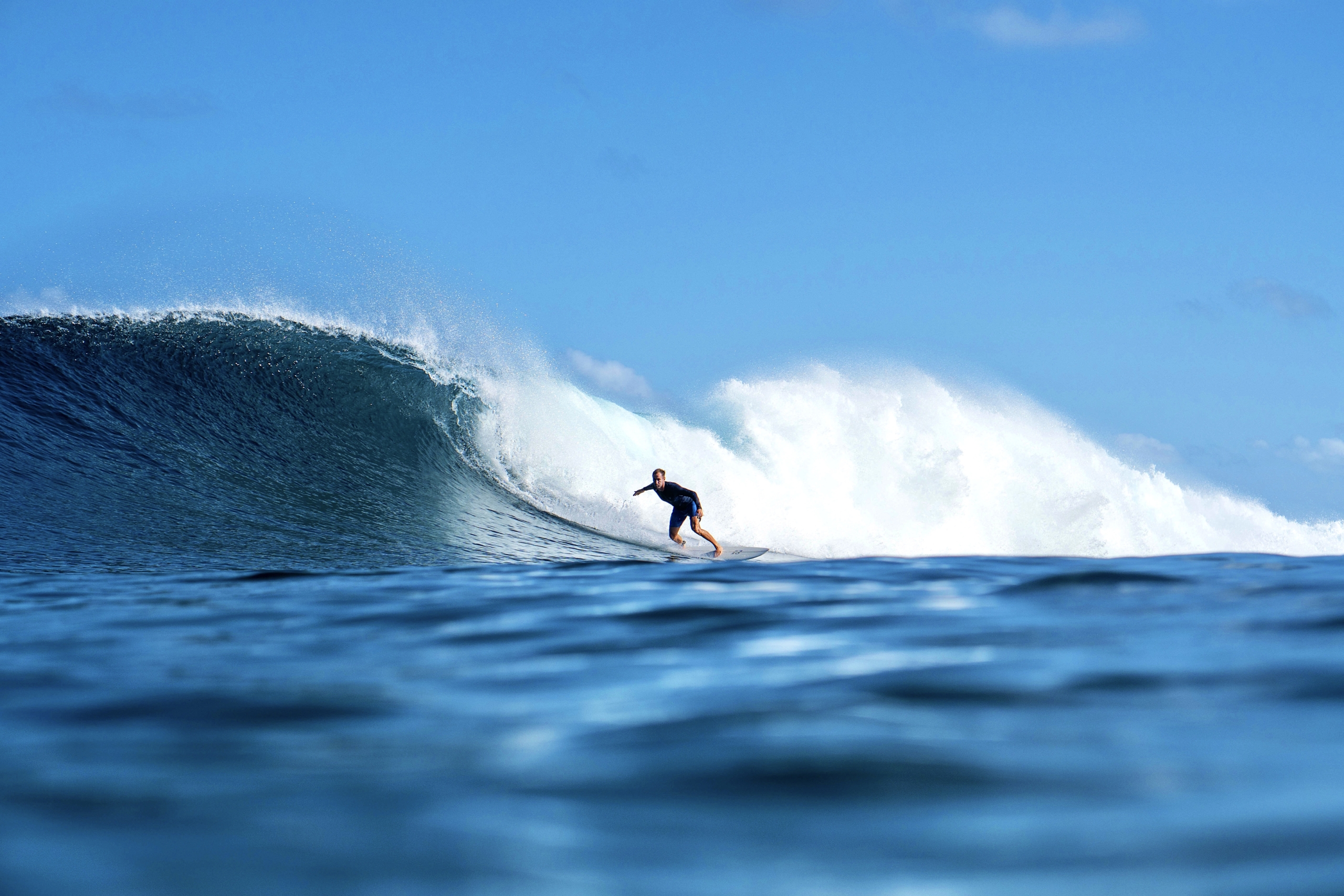 maldives surfing trip